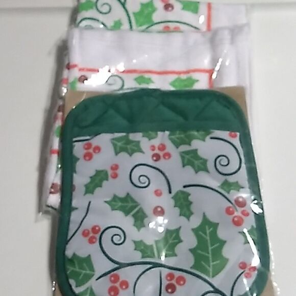 Holly Kitchen Set - Picture 1 of 4